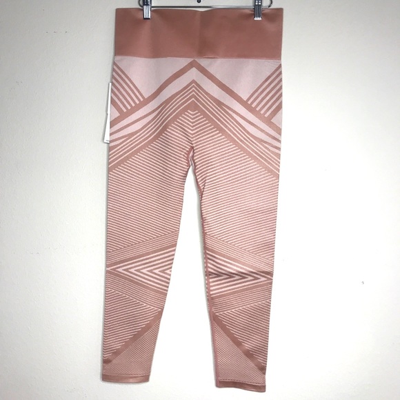 Good American Dynamic seamless legging, dusk NWT - Picture 2 of 10